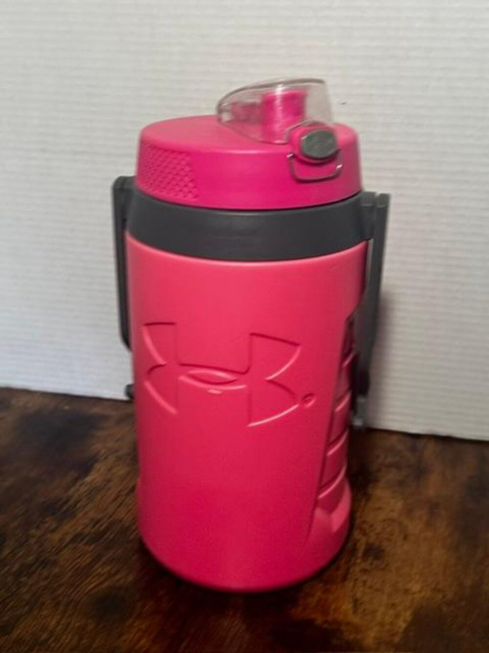 * Under Armour Thermos 1.9L 64 Oz Pink Insulated Hydration Water Bottle Handle
